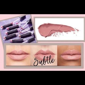 Splash liquid lipstick